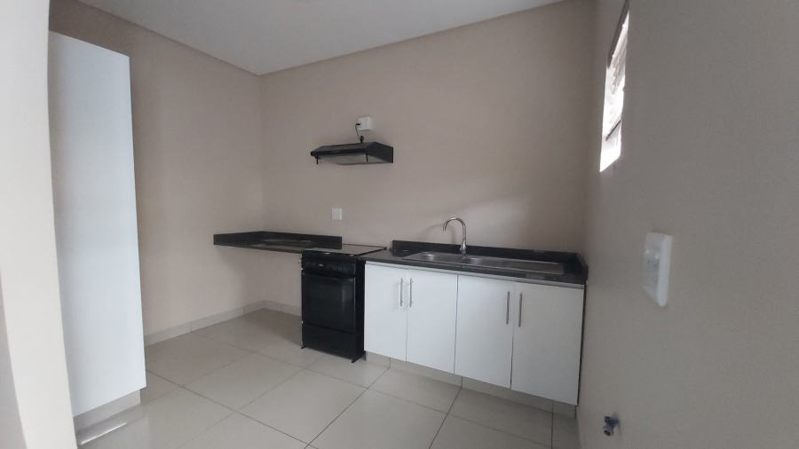 To Let 3 Bedroom Property for Rent in Heuwelsig Free State